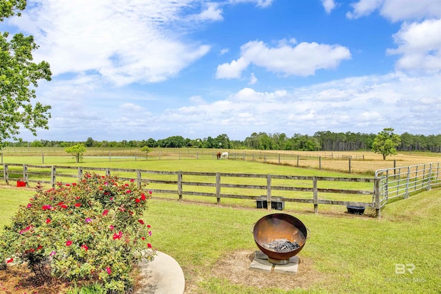 view of yard with a view of countryside