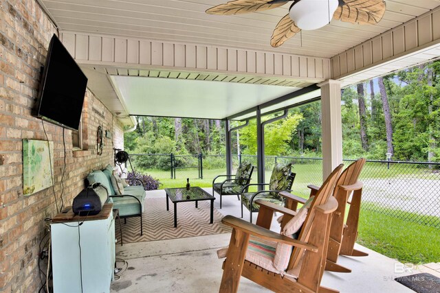 doorway to property with a porch