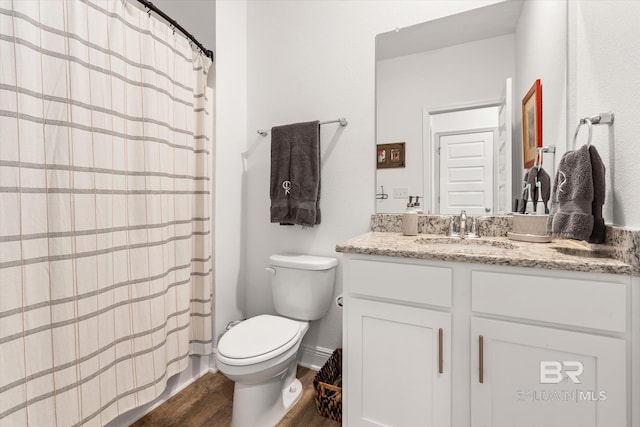 full bath with wood finished floors, vanity, toilet, and a shower with curtain