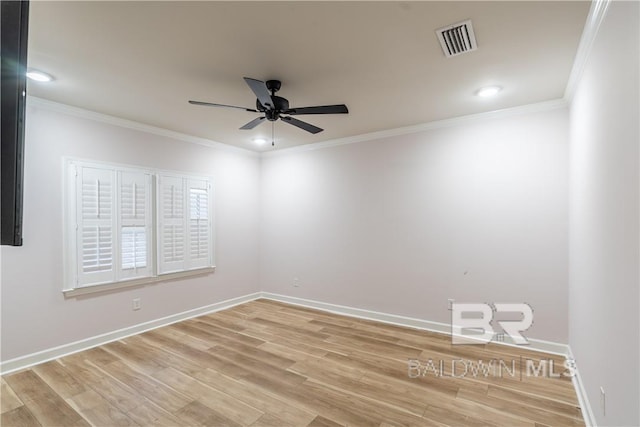 spare room with light wood-type flooring, ceiling fan, and ornamental molding