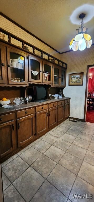 kitchen featuring decorative light fixtures