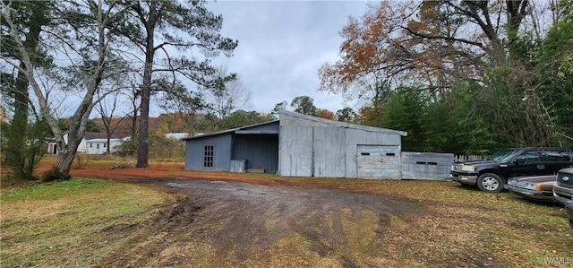 view of outdoor structure