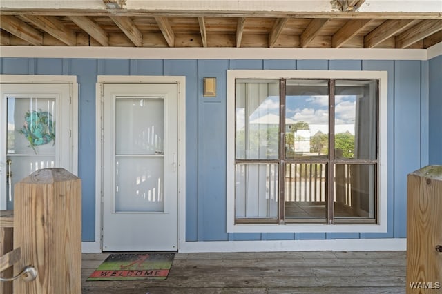 1500 W Beach Blvd Unit 212, Gulf Shores, AL 36542 - doorway to property featuring board and batten siding