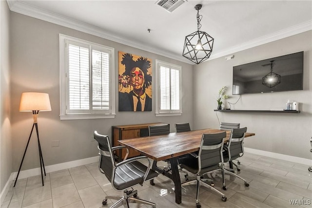 dining area with visible vents, crown molding, baseboards, and plenty of natural light