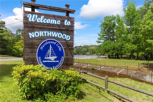 4713 Northwood Lake Dr E, Northport, AL 35473 - exterior view of fence