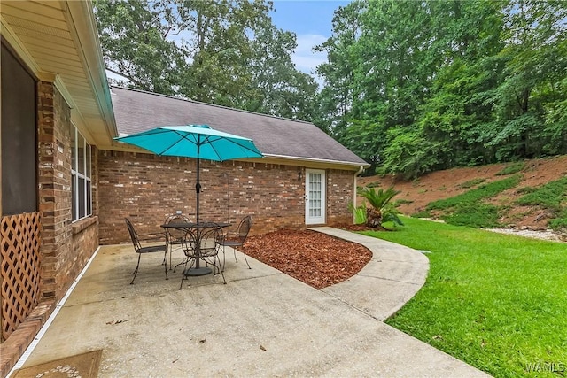 4713 Northwood Lake Dr E, Northport, AL 35473 - view of patio with outdoor dining area
