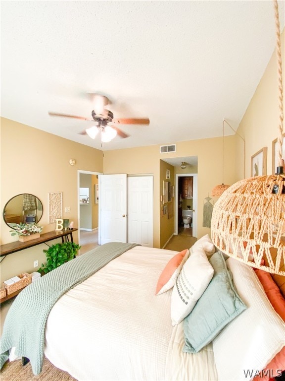 bedroom with ceiling fan