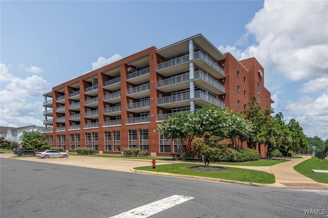 1018 Hackberry Ln Unit 404, Tuscaloosa, AL 35401 - view of apartment building / complex