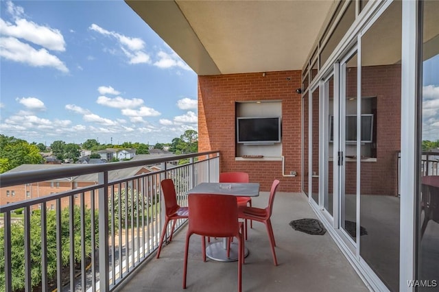 1018 Hackberry Ln Unit 404, Tuscaloosa, AL 35401 - view of balcony