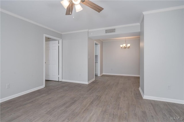 1721 Hackberry Ln Unit 6, Tuscaloosa, AL 35401 - spare room with a ceiling fan, a chandelier, wood finished floors, ornamental molding, and baseboards