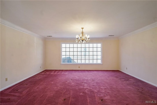 carpeted empty room with a notable chandelier and crown molding