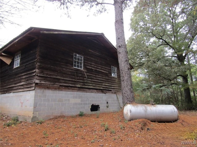 view of home's exterior