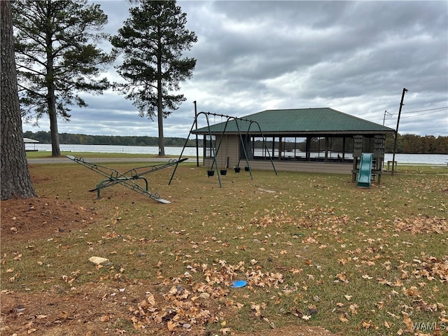 259 Pinecrest Ln, Pickensville, AL 35447