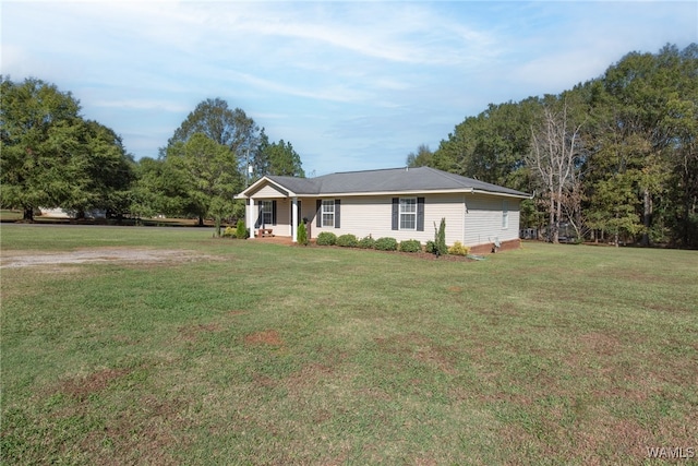 Listing photo 3 for 950 Dry Hollow Rd E, Centreville AL 35042