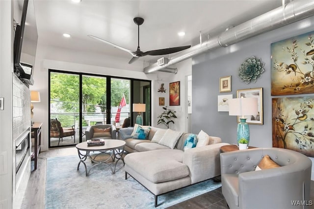 1038 14th Ave Unit B, Tuscaloosa, AL 35401 - living room featuring a ceiling fan, recessed lighting, and wood finished floors