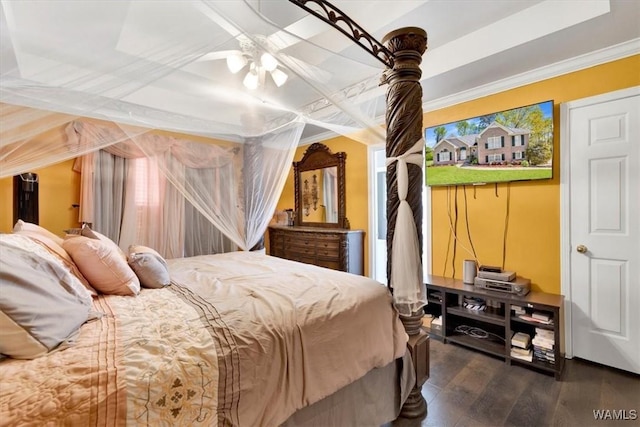 bedroom featuring ceiling fan, crown molding, and wood-type flooring