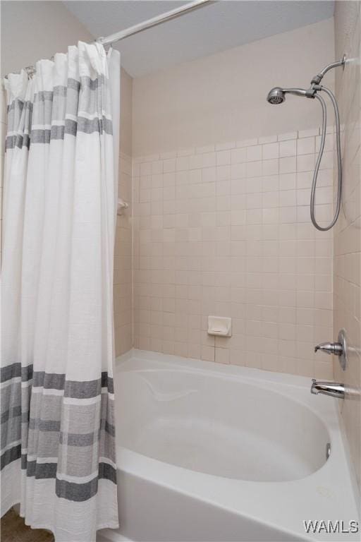 1901 5th Ave E Unit 2105, Tuscaloosa, AL 35401 - bathroom featuring shower / tub combo