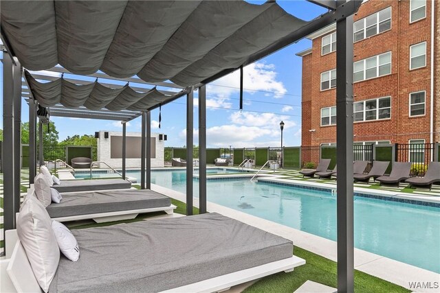 680 6th Ave NE Unit 3205, Tuscaloosa, AL 35404 - community pool featuring fence