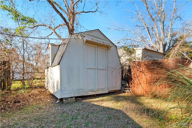 view of outbuilding