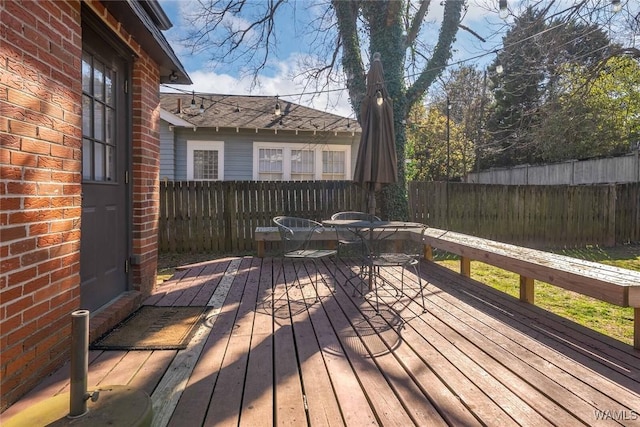 11 Audubon Pl, Tuscaloosa, AL 35401 - wooden deck with fence and outdoor dining space