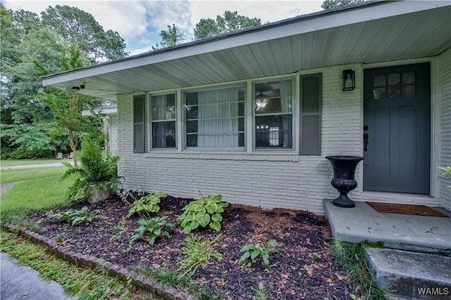 4402 Lakeshore Dr, Northport, AL 35473 - view of exterior entry featuring brick siding