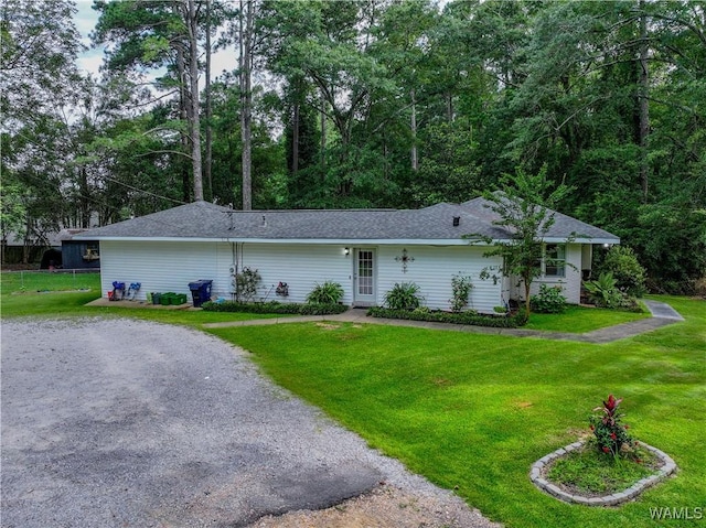 4402 Lakeshore Dr, Northport, AL 35473 - single story home featuring roof with shingles and driveway