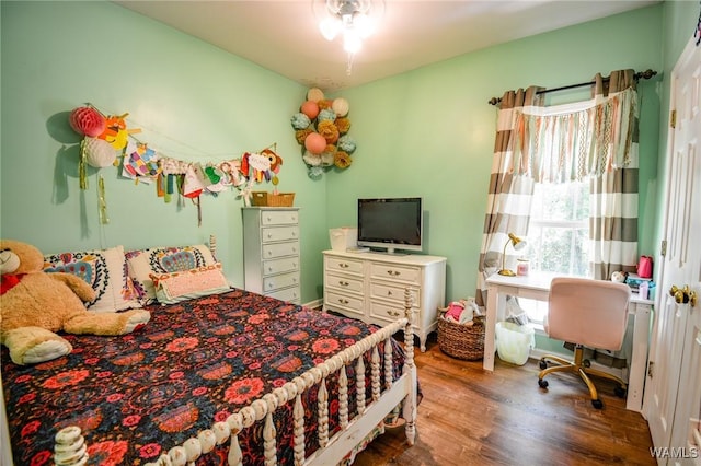 12464 Timberlane Rd, Ralph, AL 35480 - bedroom with wood finished floors and a desk