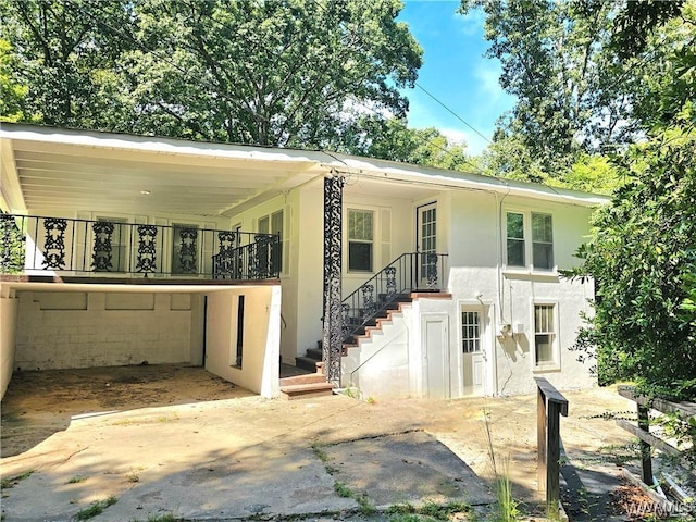 view of front of home