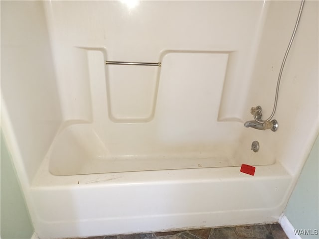 bathroom featuring a bathing tub