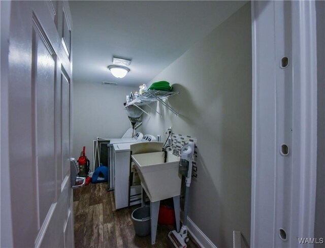4401 Nicholas Ave, Northport, AL 35473 - laundry area featuring washing machine and dryer and dark wood finished floors