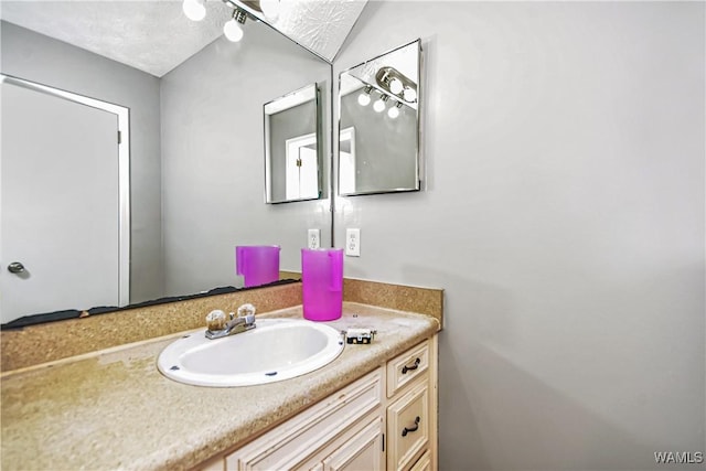 1924 Still Oaks Dr, Montgomery, AL 36117 - bathroom featuring vanity