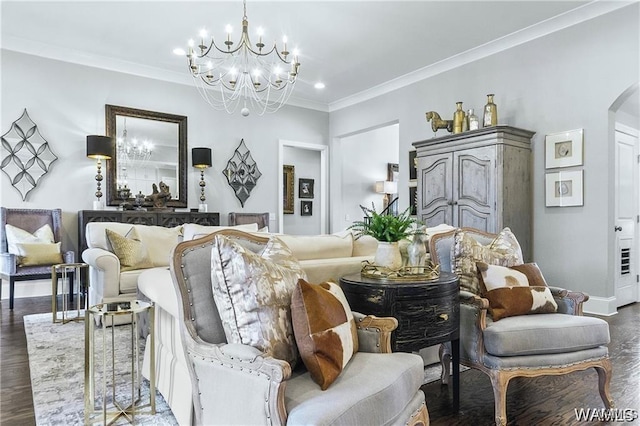 6020 Carleton Park Cir, Tuscaloosa, AL 35406 - living room featuring a chandelier, wood finished floors, arched walkways, crown molding, and recessed lighting