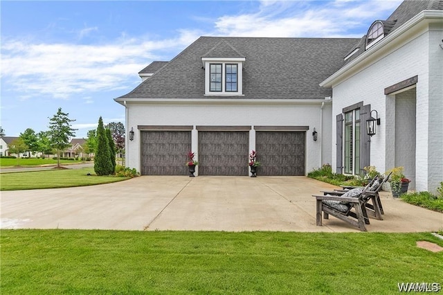 6020 Carleton Park Cir, Tuscaloosa, AL 35406 - garage featuring driveway