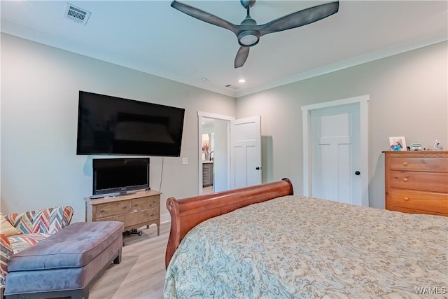 16471 Chase Cir, Ralph, AL 35480 - bedroom featuring light wood-style floors, ornamental molding, ceiling fan, and recessed lighting