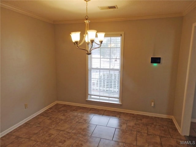 spare room with a chandelier, a wealth of natural light, and crown molding