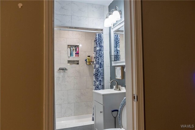 2516 17th Ave, Northport, AL 35476 - full bathroom with vanity and tiled shower
