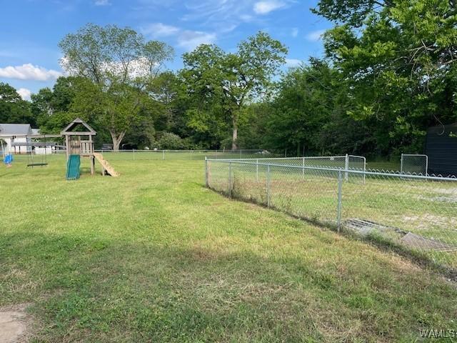 901 1st St, Greensboro, AL 36744 - photo 20