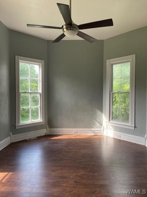901 1st St, Greensboro, AL 36744 - photo 4
