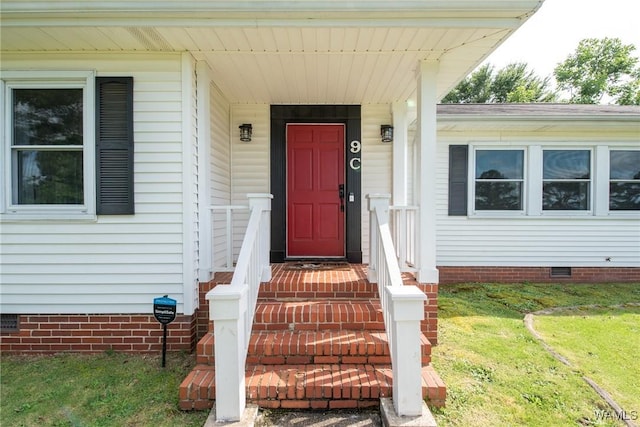 9C Country Club Hls, Tuscaloosa, AL 35401 - property entrance with crawl space and a lawn