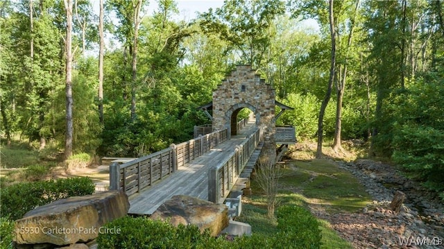 5930 Carleton Park Cir, Tuscaloosa, AL 35406 - surrounding community with a forest view