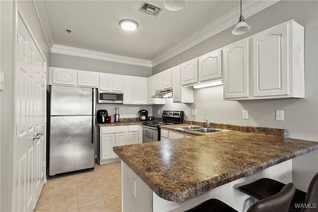 303 Helen Keller Blvd Unit B223, Tuscaloosa, AL 35404 - kitchen with stainless steel appliances, range hood, a peninsula, dark countertops, and a sink