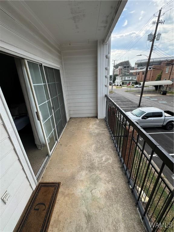 708 11th St Unit 226, Tuscaloosa, AL 35401 - view of balcony