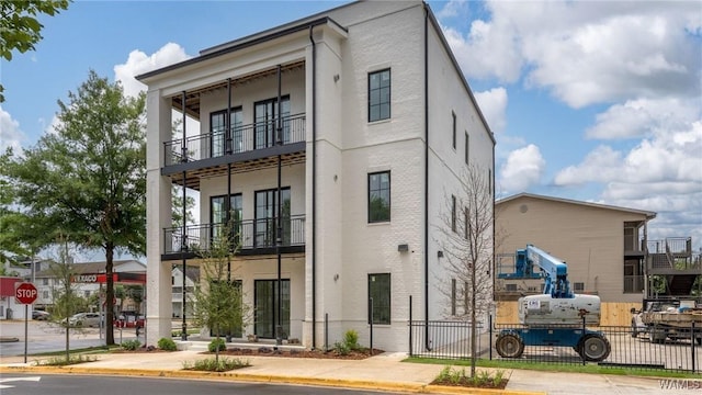1300 Paul W Bryant Dr Unit 100, Tuscaloosa, AL 35401 - view of building exterior