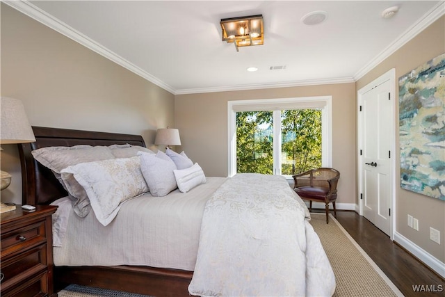 1231 Diamond Point Cir, Tuscaloosa, AL 35406 - bedroom with visible vents, ornamental molding, baseboards, and wood finished floors
