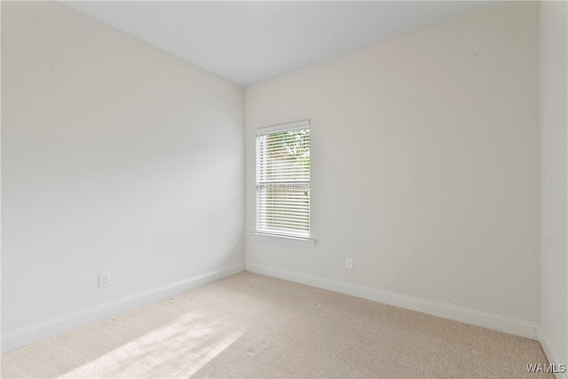 9437 Crete Cir, Tuscaloosa, AL 35406 - unfurnished room with light colored carpet and baseboards
