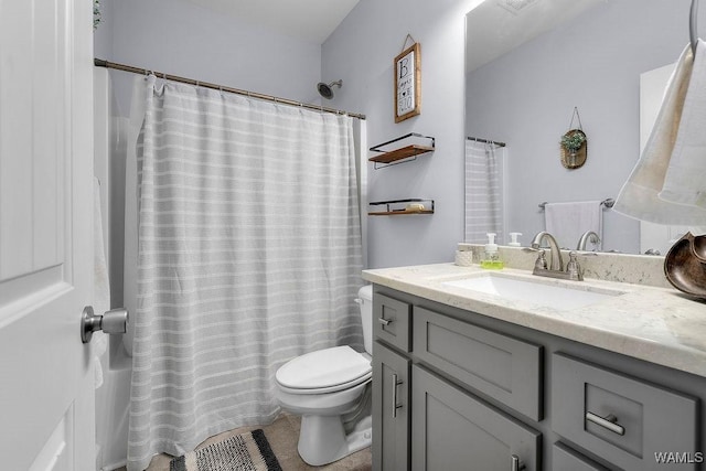 19026 Eastern Valley Rd, West Blocton, AL 35184 - bathroom with toilet, vanity, and a shower with curtain