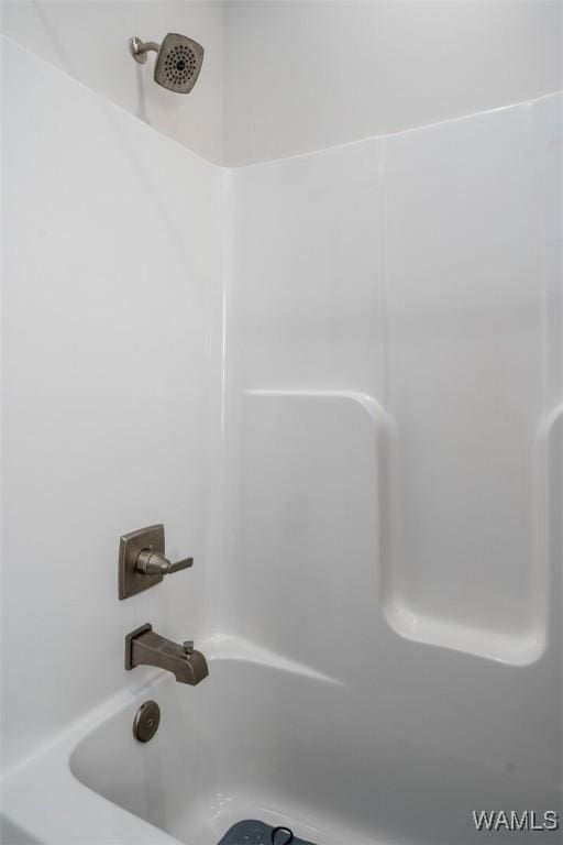 11210 Davis Pl, Northport, AL 35475 - bathroom view of shower / bath combination