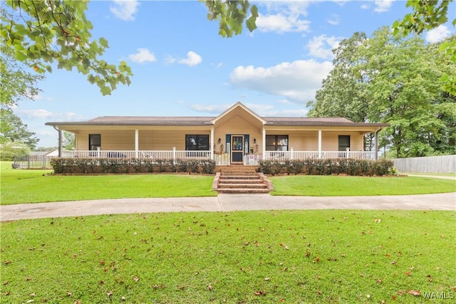 15551 Oakwood Dr, Brookwood, AL 35444 - view of front of property with a porch