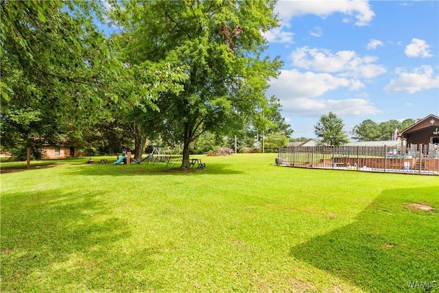 15551 Oakwood Dr, Brookwood, AL 35444 - view of yard