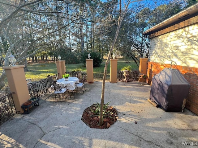 view of patio / terrace with outdoor dining area